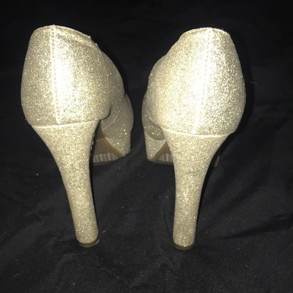 Sparkly heels - Picture 3 of 3